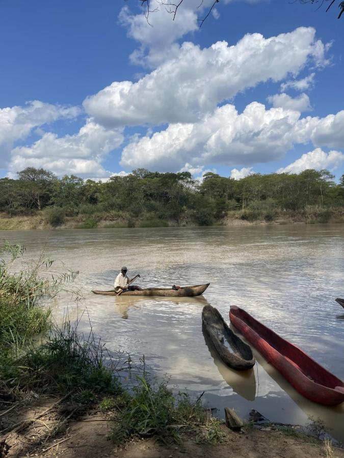 Camp Atupele Hotel Mikumi Bagian luar foto